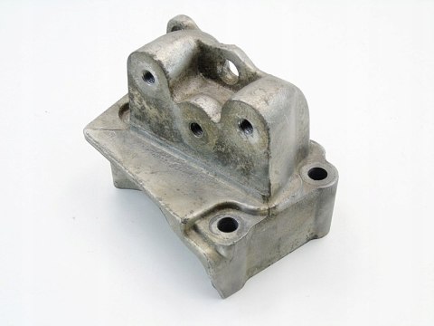 ŁAPA WSPORNIK 1.2 8V PUNTO EVO PANDA 500 KA YPSILO PUNTO 55195032 ŁAPA WSPORNIK 1.2 8V PUNTO EVO PANDA 500 KA YPSILO PUNTO 55195032