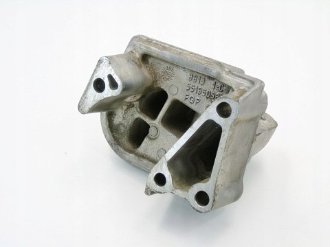 ŁAPA WSPORNIK 1.2 8V PUNTO EVO PANDA 500 KA YPSILO PUNTO 55195032 ŁAPA WSPORNIK 1.2 8V PUNTO EVO PANDA 500 KA YPSILO PUNTO 55195032