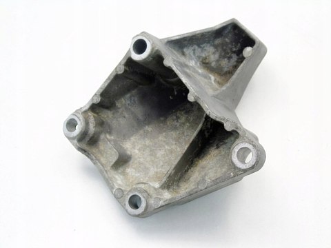 ŁAPA WSPORNIK SILNIKA 3.0 B V6 AUDI A4 B6 A6 C5 A8 D3 8D0199307K ŁAPA WSPORNIK SILNIKA 3.0 B V6 AUDI A4 B6 A6 C5 A8 D3 8D0199307K
