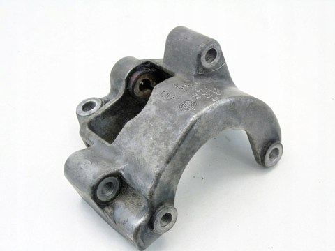 ŁAPA WSPORNIK WSPOMAGANIA 3.0 B V6 AUDI A4 B6 A6 C5 A8 D3 06C145383C ŁAPA WSPORNIK WSPOMAGANIA 3.0 B V6 AUDI A4 B6 A6 C5 A8 D3 06C145383C