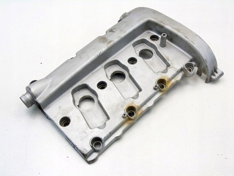 POKRYWA ZAWORÓW 3.0 B V6 AUDI A4 B6 A6 C5 A8 D3 06C103472G POKRYWA ZAWORÓW 3.0 B V6 AUDI A4 B6 A6 C5 A8 D3 06C103472G