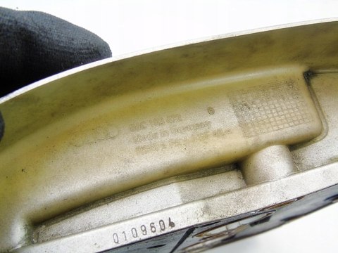POKRYWA ZAWORÓW 3.0 B V6 AUDI A4 B6 A6 C5 A8 D3 06C103472G POKRYWA ZAWORÓW 3.0 B V6 AUDI A4 B6 A6 C5 A8 D3 06C103472G