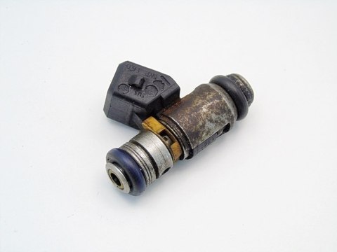 WTRYSKIWACZ PALIWA 1.2 8V PUNTO EVO PANDA 500 KA YPSILO PUNTO IWP160 WTRYSKIWACZ PALIWA 1.2 8V PUNTO EVO PANDA 500 KA YPSILO PUNTO IWP160