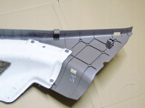 BOCZEK BAGAŻNIKA PRAWY TYŁ NISSAN MURANO I Z50 3.5 4X4 2003-2007 BOCZEK BAGAŻNIKA PRAWY TYŁ NISSAN MURANO I Z50 3.5 4X4 2003-2007