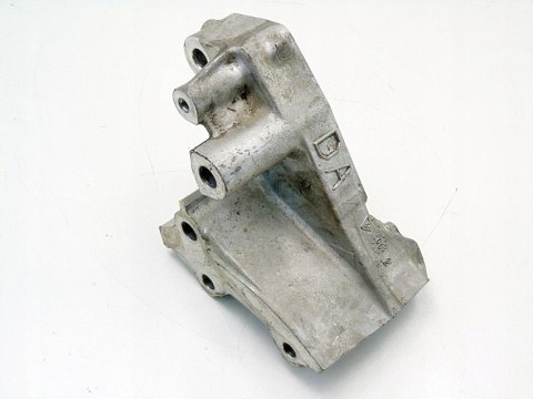 ŁAPA WSPORNIK WSPOMAGANIA 3.0 V6 C5 I II 607 807 C6 406 C8 LAGUNA 200474 ŁAPA WSPORNIK WSPOMAGANIA 3.0 V6 C5 I II 607 807 C6 406 C8 LAGUNA 200474