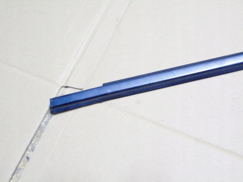 LISTWA ZGARNIAJĄCA LEWY PRZÓD NISSAN MURANO I Z50 3.5 4X4 2003-2007 LISTWA ZGARNIAJĄCA LEWY PRZÓD NISSAN MURANO I Z50 3.5 4X4 2003-2007
