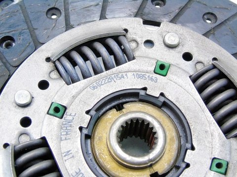 SPRZĘGŁO TARCZA DOCISK 1.2 8V GRANDE PUNTO EVO PANDA 500 KA YPSILON SPRZĘGŁO TARCZA DOCISK 1.2 8V GRANDE PUNTO EVO PANDA 500 KA YPSILON