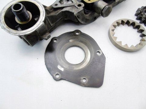 POMPA OLEJU SILNIKA 1.8 2.0 TS ALFA ROMEO 156 147 146 GTV SPIDER 60599940 POMPA OLEJU SILNIKA 1.8 2.0 TS ALFA ROMEO 156 147 146 GTV SPIDER 60599940