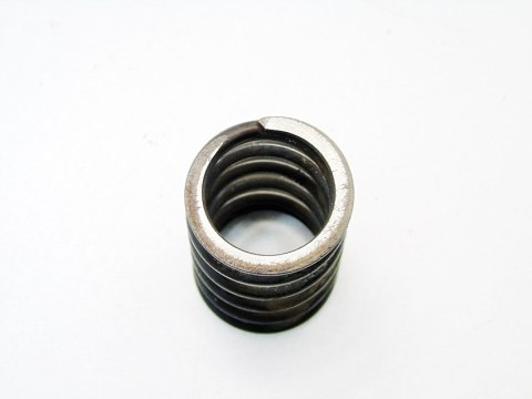 SPRĘŻYNA ZAWORU GŁOWICY 2.0 TS ALFA ROMEO 156 147 146 GTV SPIDER SPRĘŻYNA ZAWORU GŁOWICY 2.0 TS ALFA ROMEO 156 147 146 GTV SPIDER