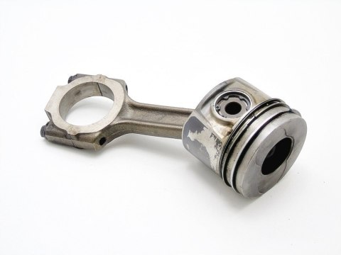TŁOK KORBOWÓD B774 1.9 CDTI SX4 VECTRA C 159 ZAFIRA 9-3 147 ASTRA H CROMA TŁOK KORBOWÓD B774 1.9 CDTI SX4 VECTRA C 159 ZAFIRA 9-3 147 ASTRA H CROMA