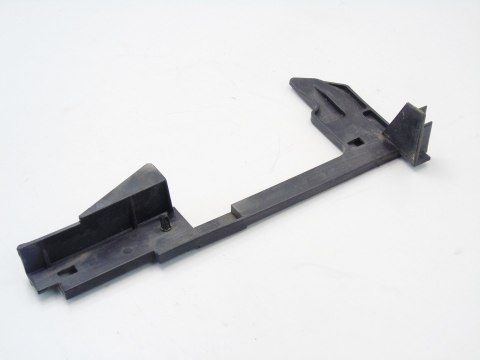 WSPORNIK SZYBY LEWY NISSAN MURANO I Z50 3.5 4X4 2003-2007 WSPORNIK SZYBY LEWY NISSAN MURANO I Z50 3.5 4X4 2003-2007