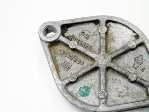 ZAŚLEPKA GŁOWICY 2.2 16V OPEL ASTRA G VECTRA B C ZAFIRA SPEEDSTER 90537669 ZAŚLEPKA GŁOWICY 2.2 16V OPEL ASTRA G VECTRA B C ZAFIRA SPEEDSTER 90537669