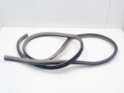 USZCZELKA DRZWI LEWY PRZÓD NISSAN MURANO I Z50 3.5 4X4 2003-2007 USZCZELKA DRZWI LEWY PRZÓD NISSAN MURANO I Z50 3.5 4X4 2003-2007