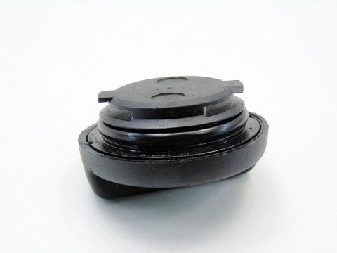 KOREK WLEWU OLEJU 1.6 1.8 XER ASTRA H J INSIGNIA A ZAFIRA B MOKKA A16XER KOREK WLEWU OLEJU 1.6 1.8 XER ASTRA H J INSIGNIA A ZAFIRA B MOKKA A16XER