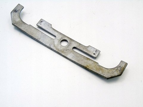 ŁAPKA ŁAPA WTRYSKÓW 2.0 i BMW N43 E60 E61 E90 E91 E92 E93 E81 E82 E88 E87 ŁAPKA ŁAPA WTRYSKÓW 2.0 i BMW N43 E60 E61 E90 E91 E92 E93 E81 E82 E88 E87