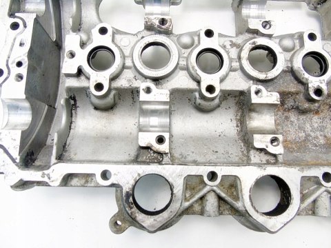 OBUDOWA WAŁKÓW ROZRZĄDU 1.6 TDCI C-MAX FOCUS 2 C30 V50 S40 S80 9644994680 OBUDOWA WAŁKÓW ROZRZĄDU 1.6 TDCI C-MAX FOCUS 2 C30 V50 S40 S80 9644994680