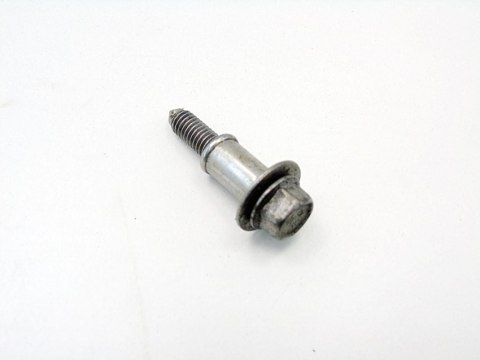 ŚRUBA POKRYWY ZAWORÓW 2.0 i BMW N43 E60 E61 E90 E91 E92 E93 E81 E82 E88 E87 ŚRUBA POKRYWY ZAWORÓW 2.0 i BMW N43 E60 E61 E90 E91 E92 E93 E81 E82 E88 E87