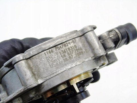 VACUM POMPA 2.0 i BMW N43 E60 E61 E90 E91 E92 E93 E81 E82 E88 E87 7547024 VACUM POMPA 2.0 i BMW N43 E60 E61 E90 E91 E92 E93 E81 E82 E88 E87 7547024