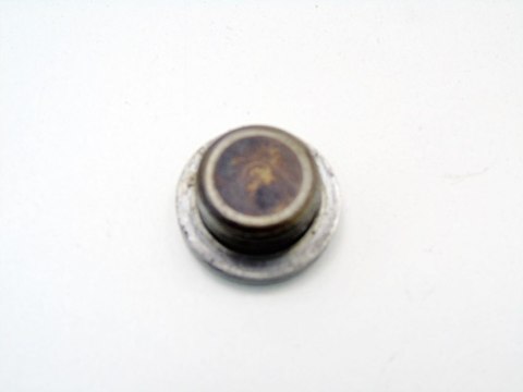 ZAŚLEPKA KOREK ROZRZĄDU 2.0 i BMW N43 E60 E61 E90 E91 E92 E81 E82 E88 E87 ZAŚLEPKA KOREK ROZRZĄDU 2.0 i BMW N43 E60 E61 E90 E91 E92 E81 E82 E88 E87