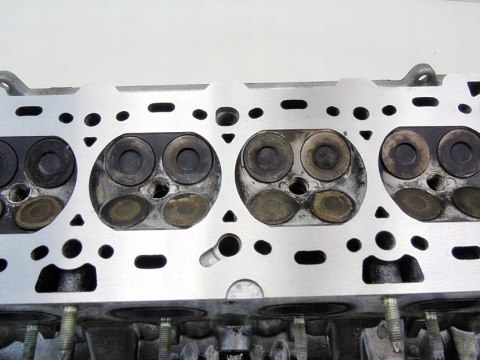 GŁOWICA 55559340 A16XER 1.6 ASTRA H J INSIGNIA A ZAFIRA B MOKKA PLANOWANA GŁOWICA 55559340 A16XER 1.6 ASTRA H J INSIGNIA A ZAFIRA B MOKKA PLANOWANA