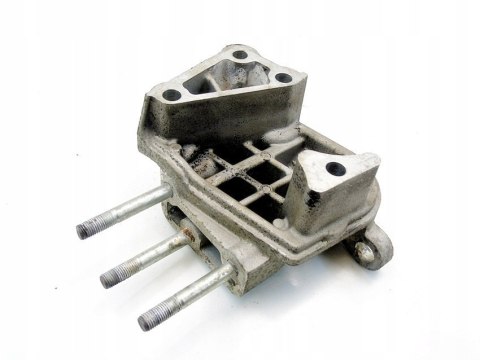 ŁAPA SILNIKA 1.2 8V GRANDE PUNTO EVO PANDA 500 KA YPSILON 55197827 ŁAPA SILNIKA 1.2 8V GRANDE PUNTO EVO PANDA 500 KA YPSILON 55197827