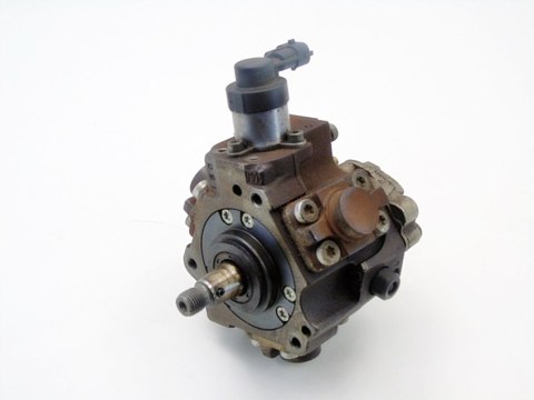 POMPA WTRYSKOWA 1.6 TDCI FOCUS II C-MAX VOLVO C30 S40 V50 S80 POMPA WTRYSKOWA 1.6 TDCI FOCUS II C-MAX VOLVO C30 S40 V50 S80