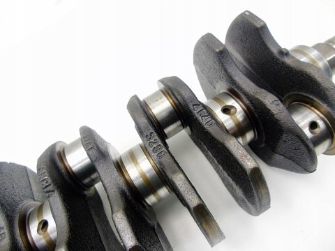 WAŁ KORBOWY 1.2 8V GRANDE PUNTO EVO PANDA 500 FORD KA YPSILON 46403290 WAŁ KORBOWY 1.2 8V GRANDE PUNTO EVO PANDA 500 FORD KA YPSILON 46403290
