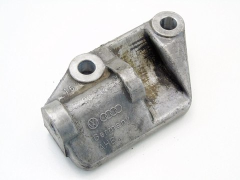 ŁAPA ALTERNATORA 1.4 8V POLO 3 IBIZA 2 AROSA CADDY INCA GOLF 031903143A ŁAPA ALTERNATORA 1.4 8V POLO 3 IBIZA 2 AROSA CADDY INCA GOLF 031903143A