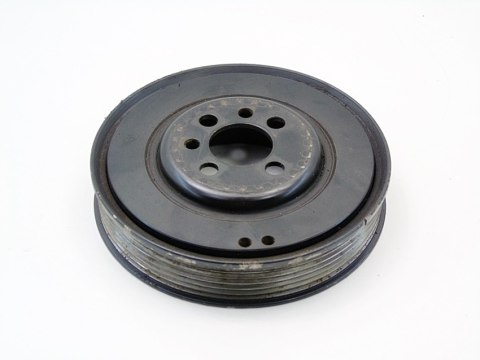 KOŁO PASOWE 1.8 T BORA I AUDI A3 OCTAVIA GOLF 4 TT LEON BEETLE 06A105243E KOŁO PASOWE 1.8 T BORA I AUDI A3 OCTAVIA GOLF 4 TT LEON BEETLE 06A105243E
