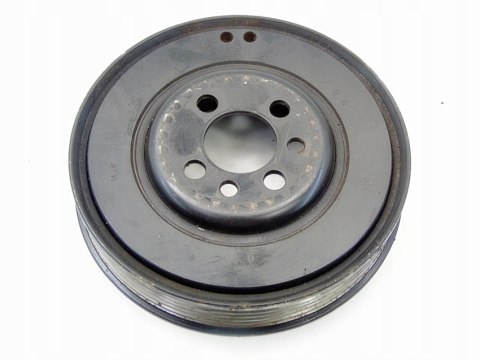 KOŁO PASOWE 1.8 T BORA I AUDI A3 OCTAVIA GOLF 4 TT LEON BEETLE 06A105243E KOŁO PASOWE 1.8 T BORA I AUDI A3 OCTAVIA GOLF 4 TT LEON BEETLE 06A105243E