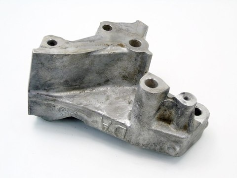 ŁAPA POMPY WSPOMAGANIA 3.0 V6 407 C5 2 3 C6 607 XFV ESPACE LAGUNA 200474 ŁAPA POMPY WSPOMAGANIA 3.0 V6 407 C5 2 3 C6 607 XFV ESPACE LAGUNA 200474