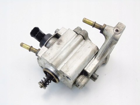 POMPA WTRYSKOWA PALIWA 1.8 B SCI MONDEO 3 MK3 0261520028 2S7G-9350-AL POMPA WTRYSKOWA PALIWA 1.8 B SCI MONDEO 3 MK3 0261520028 2S7G-9350-AL