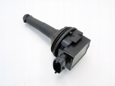CEWKA ZAPŁONOWA 2.4 T B VOLVO V70 I II S70 C70 S80 S60 XC70 NGK U5033 CEWKA ZAPŁONOWA 2.4 T B VOLVO V70 I II S70 C70 S80 S60 XC70 NGK U5033