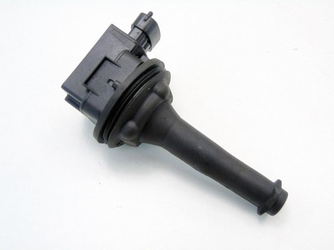 CEWKA ZAPŁONOWA 2.4 T B VOLVO V70 I II S70 C70 S80 S60 XC70 NGK U5033 CEWKA ZAPŁONOWA 2.4 T B VOLVO V70 I II S70 C70 S80 S60 XC70 NGK U5033
