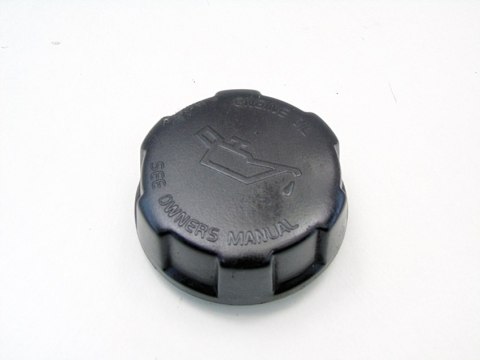 KOREK WLEWU OLEJU SILNIKA 2.4 T VOLVO V70 I II S70 C70 S80 S60 XC70 KOREK WLEWU OLEJU SILNIKA 2.4 T VOLVO V70 I II S70 C70 S80 S60 XC70