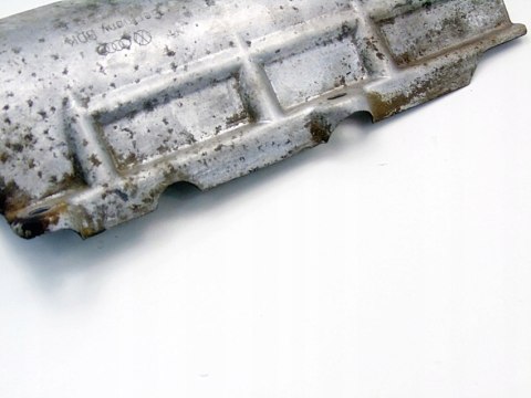 OSŁONA KOLEKTORA 2.8 V6 AUDI A4 B5 B6 A6 C5 A8 D2 PASSAT 078253036C 2.4 V6 OSŁONA KOLEKTORA 2.8 V6 AUDI A4 B5 B6 A6 C5 A8 D2 PASSAT 078253036C 2.4 V6