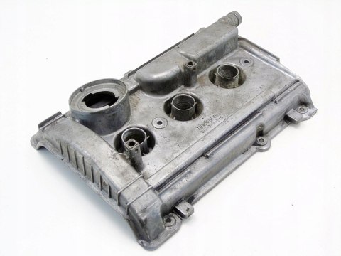 POKRYWA ZAWORÓW 2.8 V6 AUDI A4 B5 B6 A6 C5 A8 D2 PASSAT 078103471R 2.4 V6 POKRYWA ZAWORÓW 2.8 V6 AUDI A4 B5 B6 A6 C5 A8 D2 PASSAT 078103471R 2.4 V6
