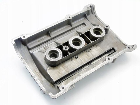 POKRYWA ZAWORÓW 2.8 V6 AUDI A4 B5 B6 A6 C5 A8 D2 PASSAT 078103472R 2.4 V6 POKRYWA ZAWORÓW 2.8 V6 AUDI A4 B5 B6 A6 C5 A8 D2 PASSAT 078103472R 2.4 V6