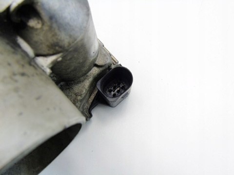 PRZEPUSTNICA 2.8 V6 AUDI A4 B5 B6 A6 C5 A8 D2 PASSAT 078133062B 2.4 V6 PRZEPUSTNICA 2.8 V6 AUDI A4 B5 B6 A6 C5 A8 D2 PASSAT 078133062B 2.4 V6