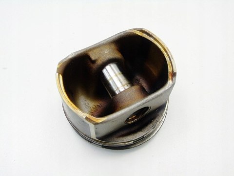 TŁOK 81P32 1.8 T BORA AUDI A3 OCTAVIA GOLF 4 TT LEON PASSAT TŁOK 81P32 1.8 T BORA AUDI A3 OCTAVIA GOLF 4 TT LEON PASSAT
