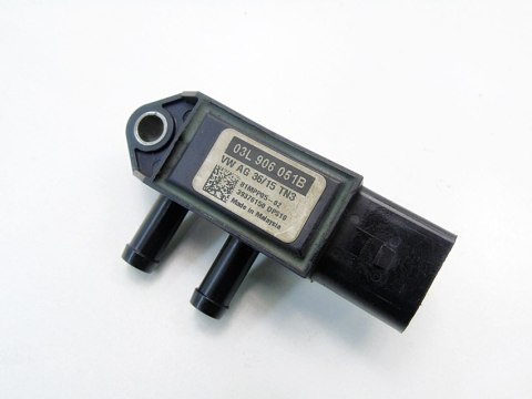 CZUJNIK CIŚNIENIA 2.0 TDI AUDI A4 B8 A5 A6 C7 Q5 Q3 CNH 03L906051B TIGUAN CZUJNIK CIŚNIENIA 2.0 TDI AUDI A4 B8 A5 A6 C7 Q5 Q3 CNH 03L906051B TIGUAN