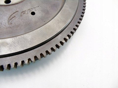KOŁO ZAMACHOWE 1.2 8V PUNTO EVO PANDA 500 KA YPSILO PUNTO 46470371 MITO KOŁO ZAMACHOWE 1.2 8V PUNTO EVO PANDA 500 KA YPSILO PUNTO 46470371 MITO