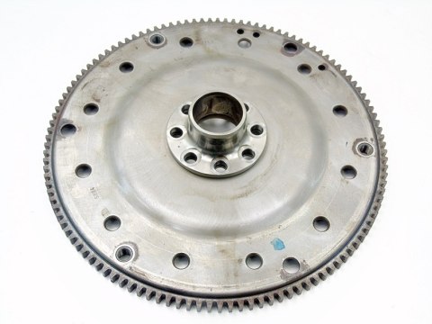 KOŁO ZAMACHOWE 2.0 TDI AUDI A4 B8 A5 A6 C7 Q5 Q3 CNH 06H105323R TIGUAN KOŁO ZAMACHOWE 2.0 TDI AUDI A4 B8 A5 A6 C7 Q5 Q3 CNH 06H105323R TIGUAN