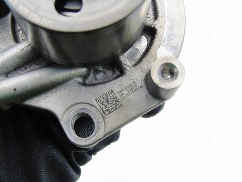 POMPA WODY ZAWÓR 2.0 TDI AUDI A4 B8 A5 A6 C7 Q5 Q3 CNH PASSAT B8 GOLF 7 POMPA WODY ZAWÓR 2.0 TDI AUDI A4 B8 A5 A6 C7 Q5 Q3 CNH PASSAT B8 GOLF 7