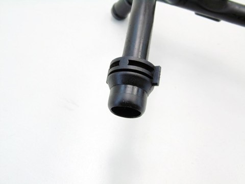 RURKA MAGISTRALA WODY 2.0 TDI AUDI A4 B8 A5 A6 C7 Q5 Q3 CNH 04L122157BA RURKA MAGISTRALA WODY 2.0 TDI AUDI A4 B8 A5 A6 C7 Q5 Q3 CNH 04L122157BA