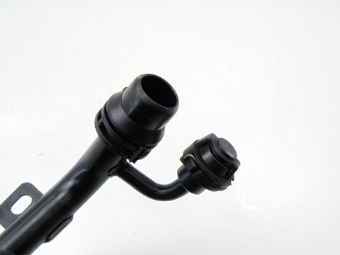RURKA PRZEWÓD WODY 2.0 TDI AUDI A4 B8 A5 A6 C7 Q5 Q3 CNH 04L122157BF RURKA PRZEWÓD WODY 2.0 TDI AUDI A4 B8 A5 A6 C7 Q5 Q3 CNH 04L122157BF