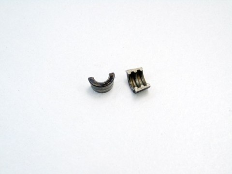 ZAMEK KLIN ZAWORU GŁOWICY 2.8 V6 AUDI A4 B5 B6 A6 C5 A8 D2 PASSAT B5 2.4 ZAMEK KLIN ZAWORU GŁOWICY 2.8 V6 AUDI A4 B5 B6 A6 C5 A8 D2 PASSAT B5 2.4