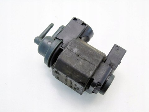ELEKTROZAWÓR PODCIŚNIENIA 2.0 TDI AUDI A4 B8 A5 A6 C7 Q5 Q3 CNH 059906629D ELEKTROZAWÓR PODCIŚNIENIA 2.0 TDI AUDI A4 B8 A5 A6 C7 Q5 Q3 CNH 059906629D