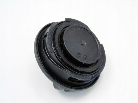 KOREK WLEWU OLEJU 2.0 TDI AUDI A4 B8 A5 A6 C7 Q5 CNH 06K103485A PASSAT B8 KOREK WLEWU OLEJU 2.0 TDI AUDI A4 B8 A5 A6 C7 Q5 CNH 06K103485A PASSAT B8