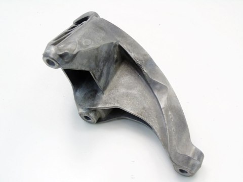 ŁAPA WSPORNIK SILNIKA 2.0 TDI AUDI A4 B8 A5 A6 C7 Q5 Q3 CNH 4G0199307Q ŁAPA WSPORNIK SILNIKA 2.0 TDI AUDI A4 B8 A5 A6 C7 Q5 Q3 CNH 4G0199307Q
